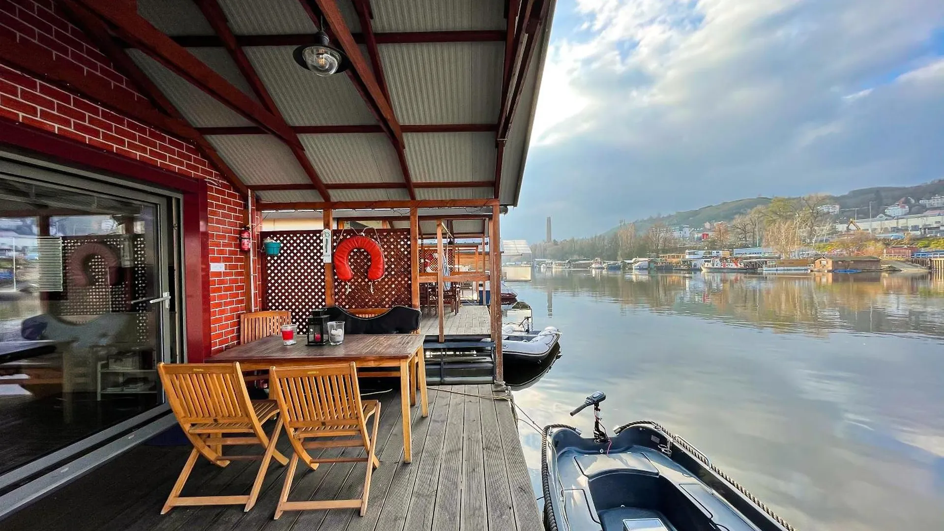 Botel Hotel Houseboat Benjamin - Houseboats Benjamin & Franklin Praha Česká republika
